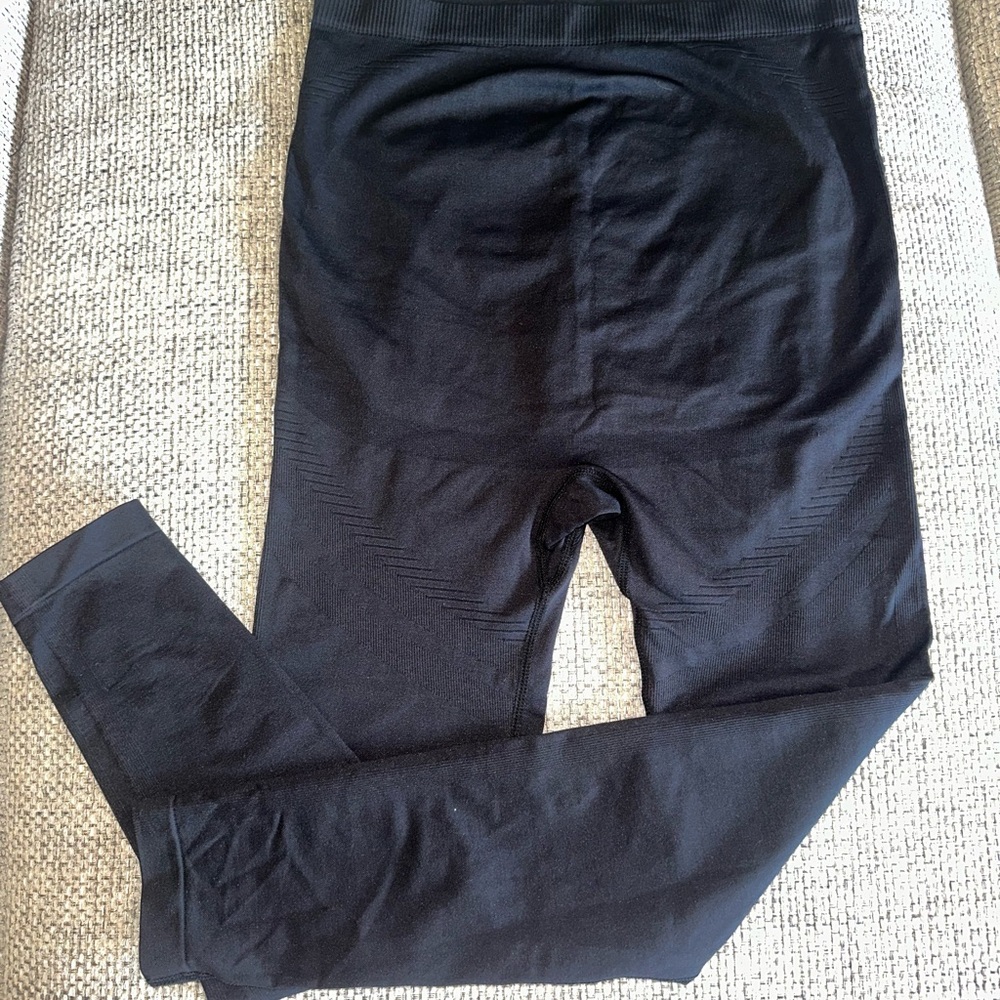 Black Maternity High-Rise Athletic Leggings